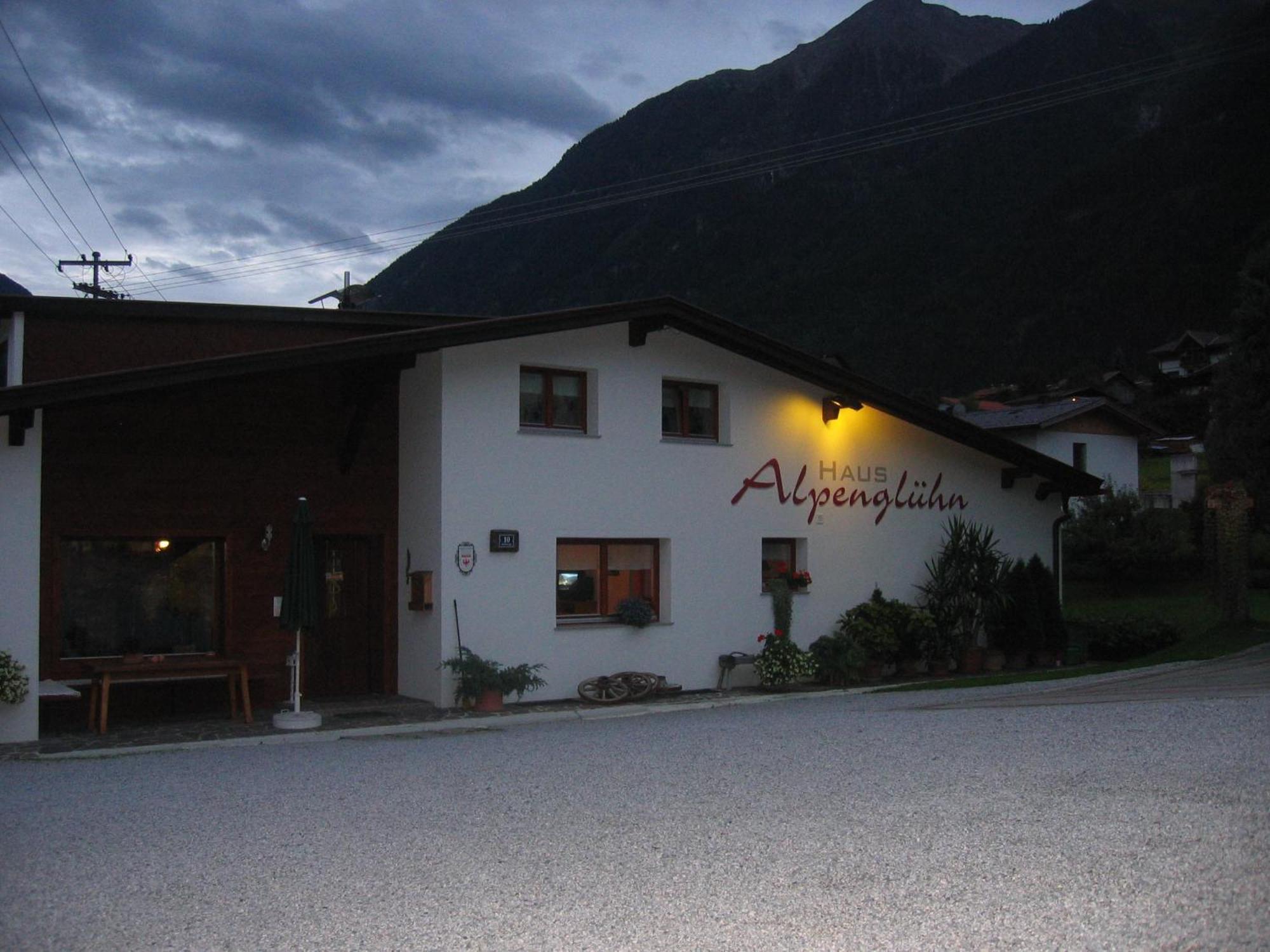 فندق Haus Alpengluehn ساوتينس المظهر الخارجي الصورة